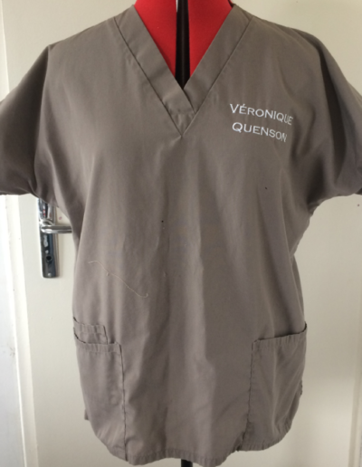 modele-existant-blouson-chirurgical-devant-Studio-Couture
